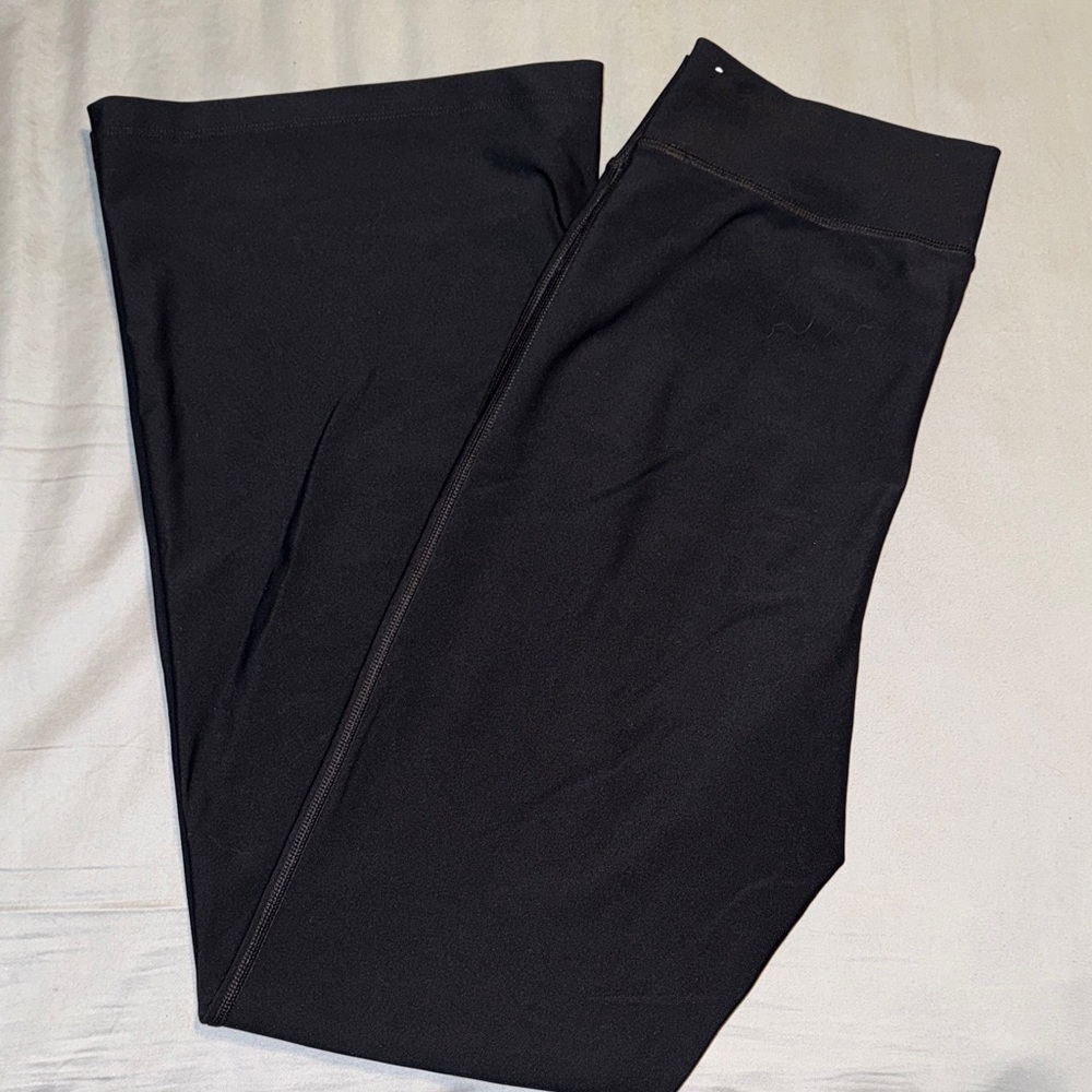 Old Navy Active Extra High-Rise Flare